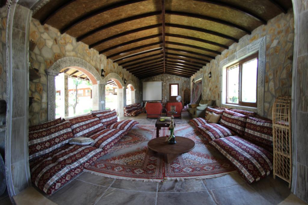 Atillas Getaway Селчук Екстериор снимка
